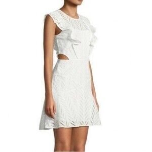 Bardot NWT Kira Frill Dress In White Eyelet Lace Revolve Size 6